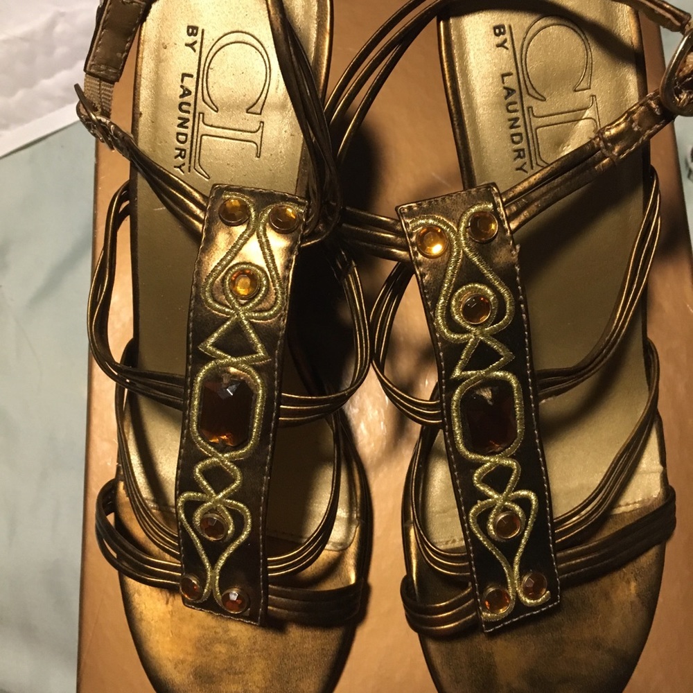 CL by Laundry Sandals/Heels
